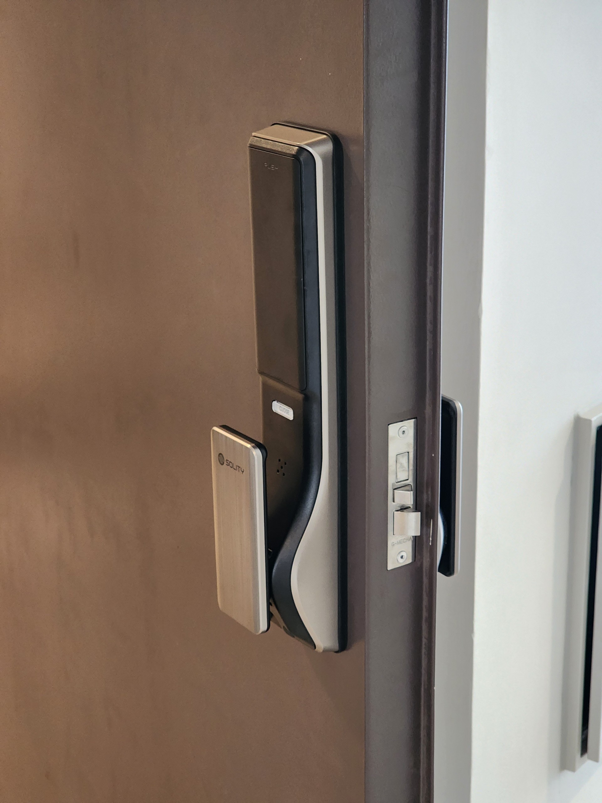 Anh Phú Vinh - Điện thông minh, công tự động, nhà thông minh số 1 Hưng Yên